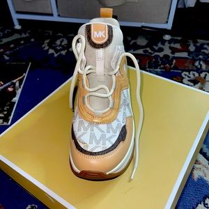 Michael Kors Olympia Trainers